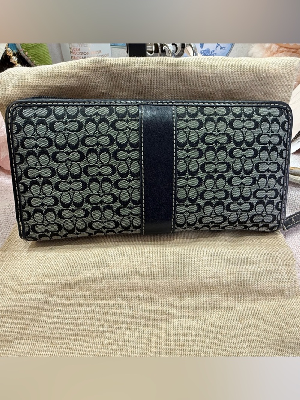 Coach Signature Jacquard Slim Zip-Around Wallet - Picture 3 of 11